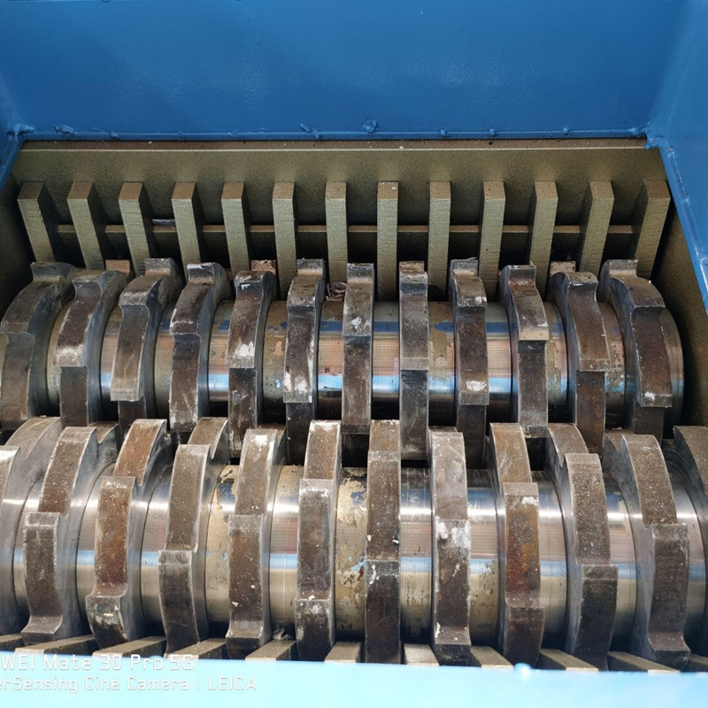 Industrial Double Shaft Shredder Crusher Machine for Waste Recycling Plastic Bottle Rubber PCB Cardboard