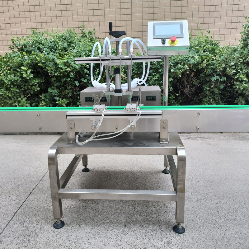 4 Heads Gear Pump Liquid Beverage Juice Filling Machines Automatic