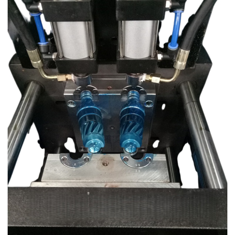 Semi-automatic beverage milk medicinal liquid bottle blow modling machine 