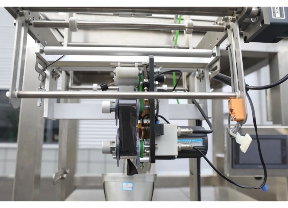 Saue powder particulate matter automatic vertical forming bag packing machine 