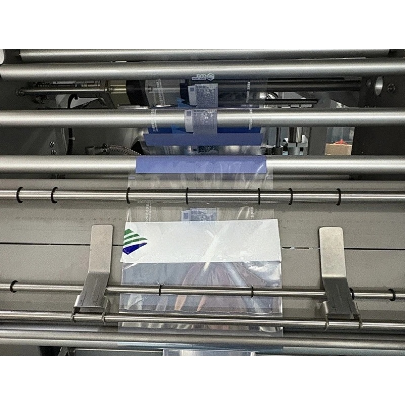 Candy ketchup milk powder vertical form pillow or M type bag automatic packaging machine 