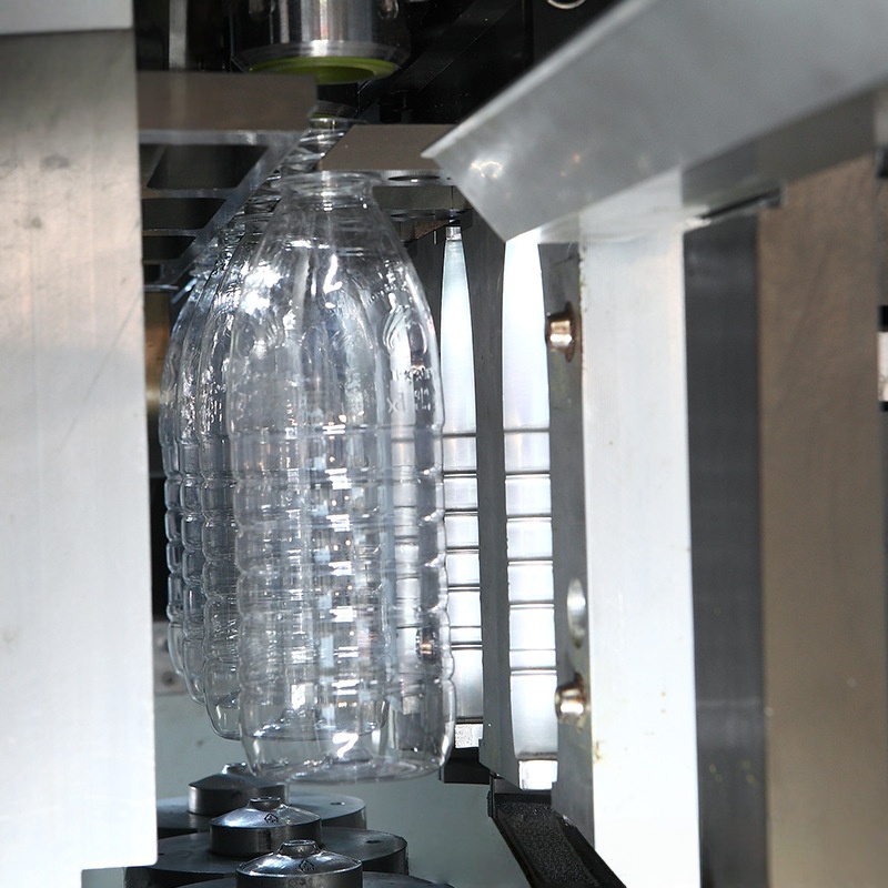 Beverage glass water plastic bottle blowing machine 