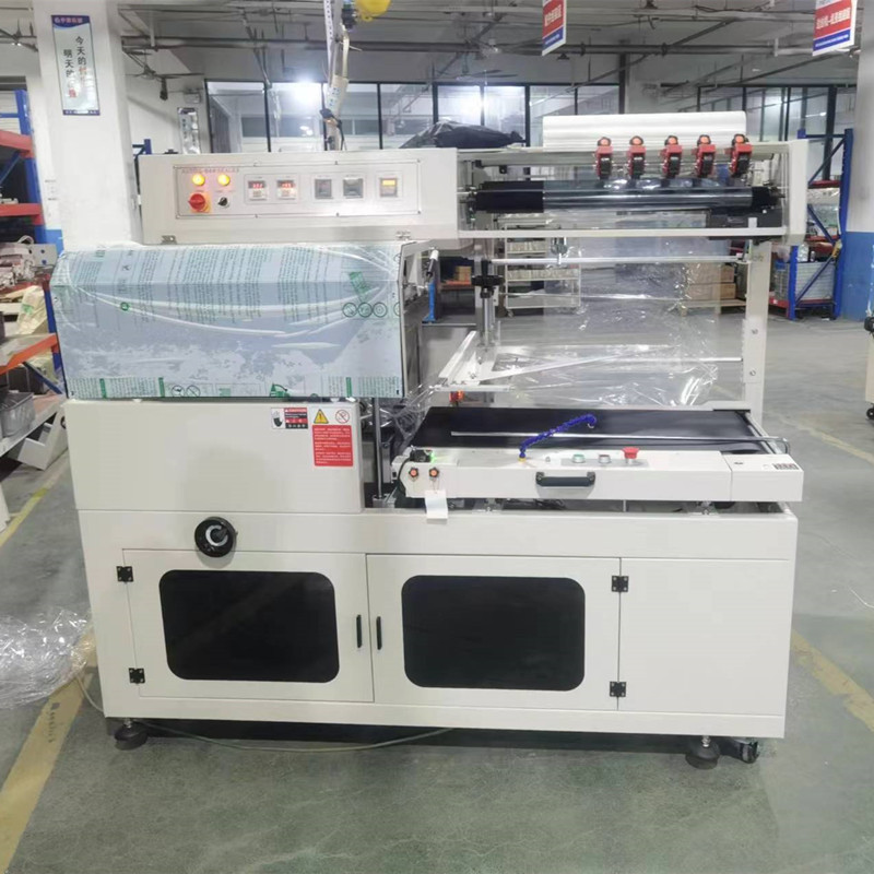 Automatic High Speed Water Soap Sweets Boxes Sealer Side Sealing and Heat Tunnel Shrink Wrap Packing Machine